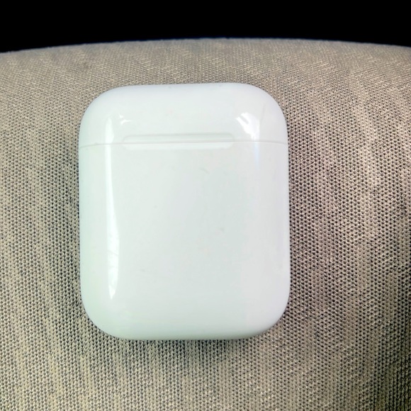 AirPods